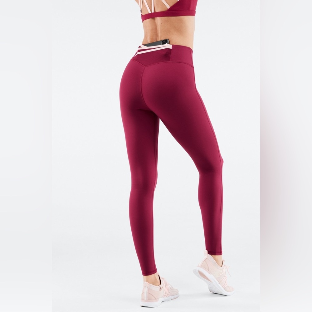 Fabletics Trinity Motion365® High-Waisted Legging
